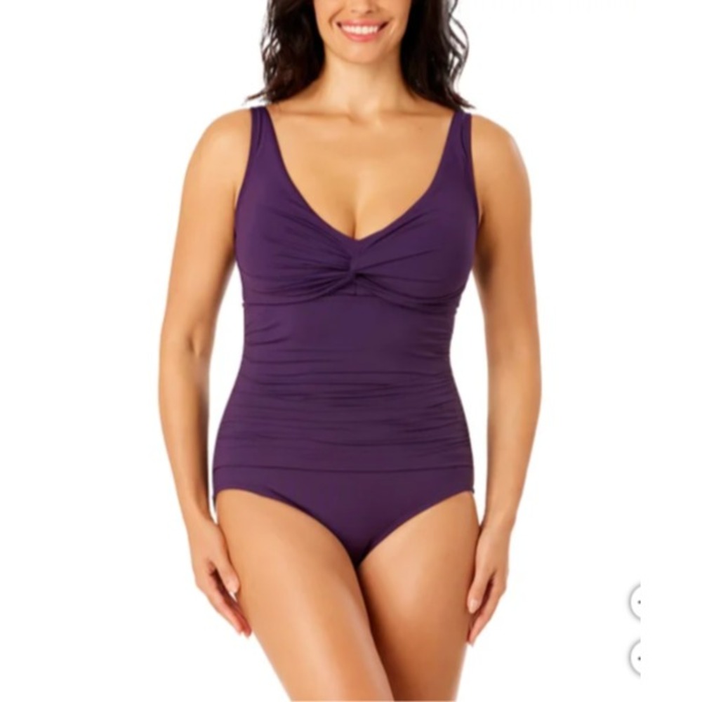 BNWT LAND'S END Women's M Dark Purple 1 Piece Swim Suit UPF 50‎ Removable Cups